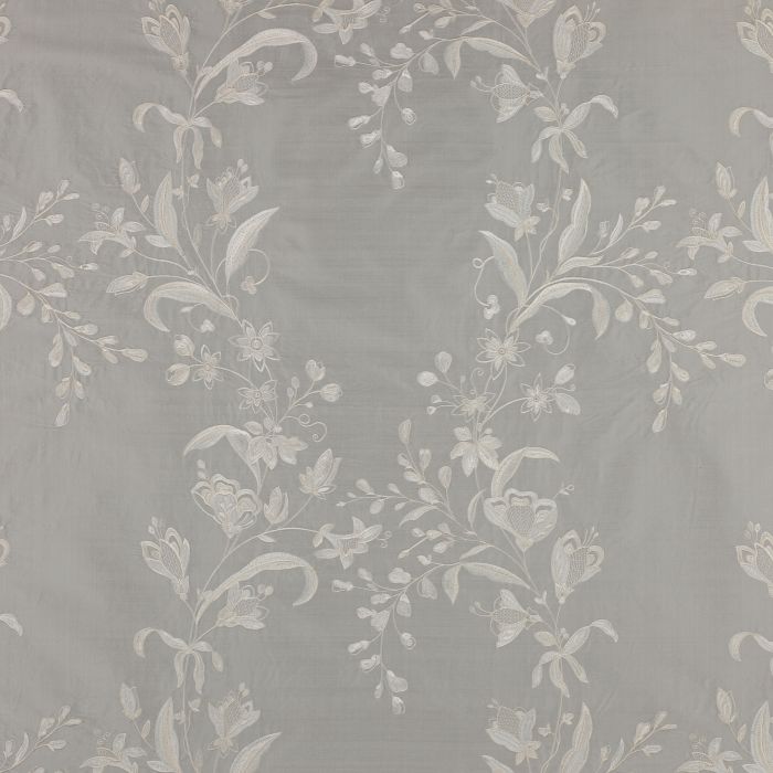Colefax and Fowler - Antoinette Silk - Silver - F3712/03